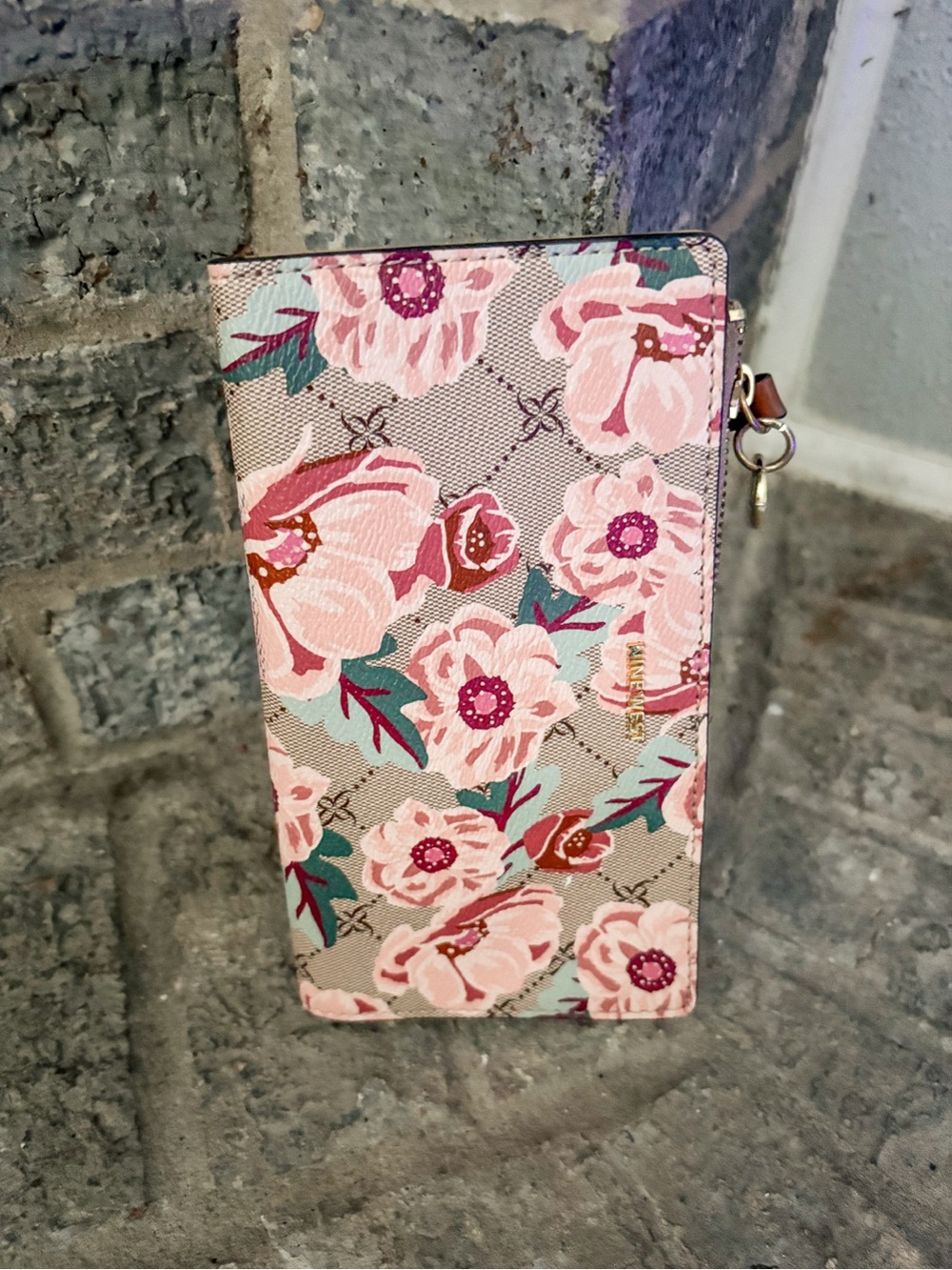 Nine West Floral Zip Wallet in Pink Floral